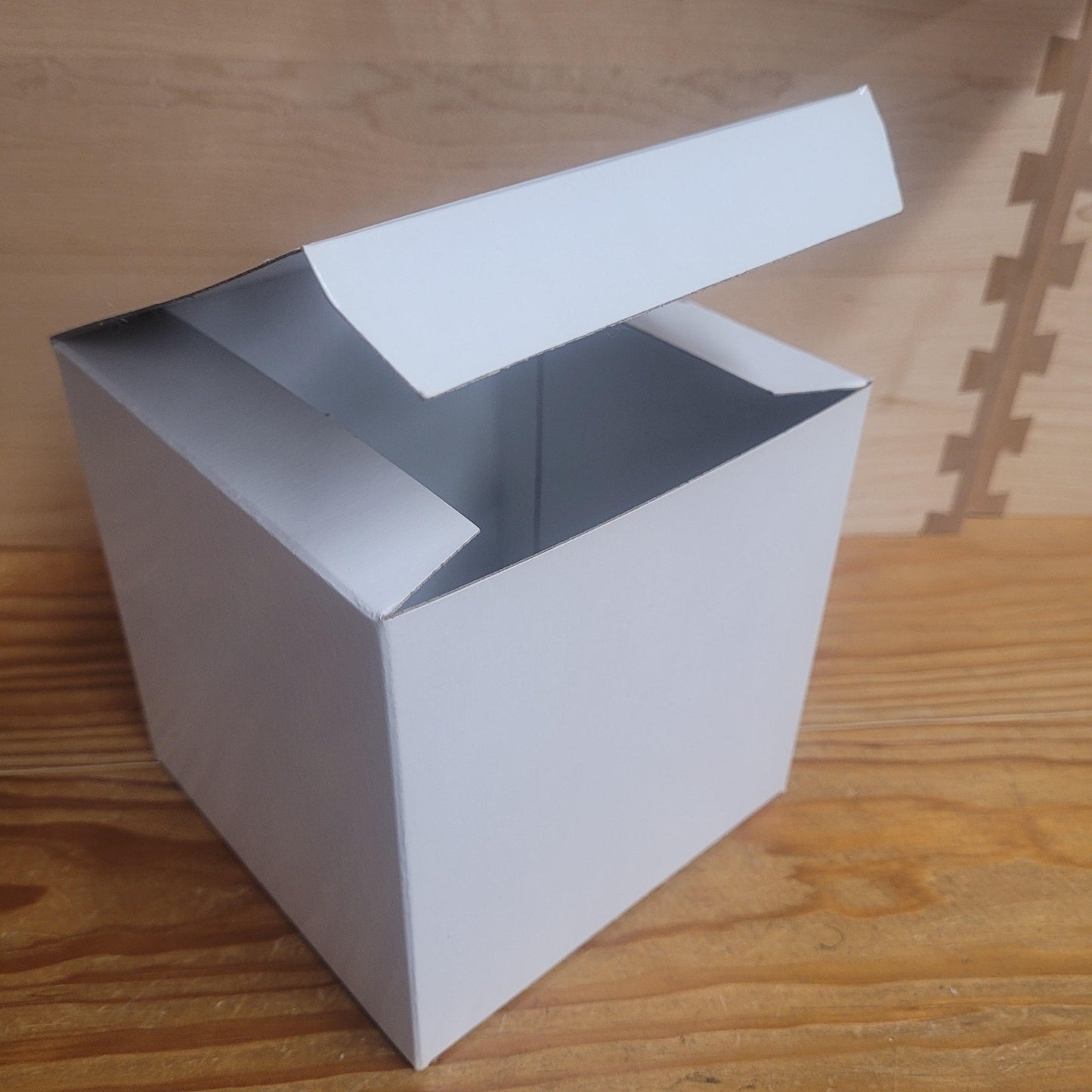 WHITE KROME BOX: 5X5X5 1PC-3022908 : 5X5X5